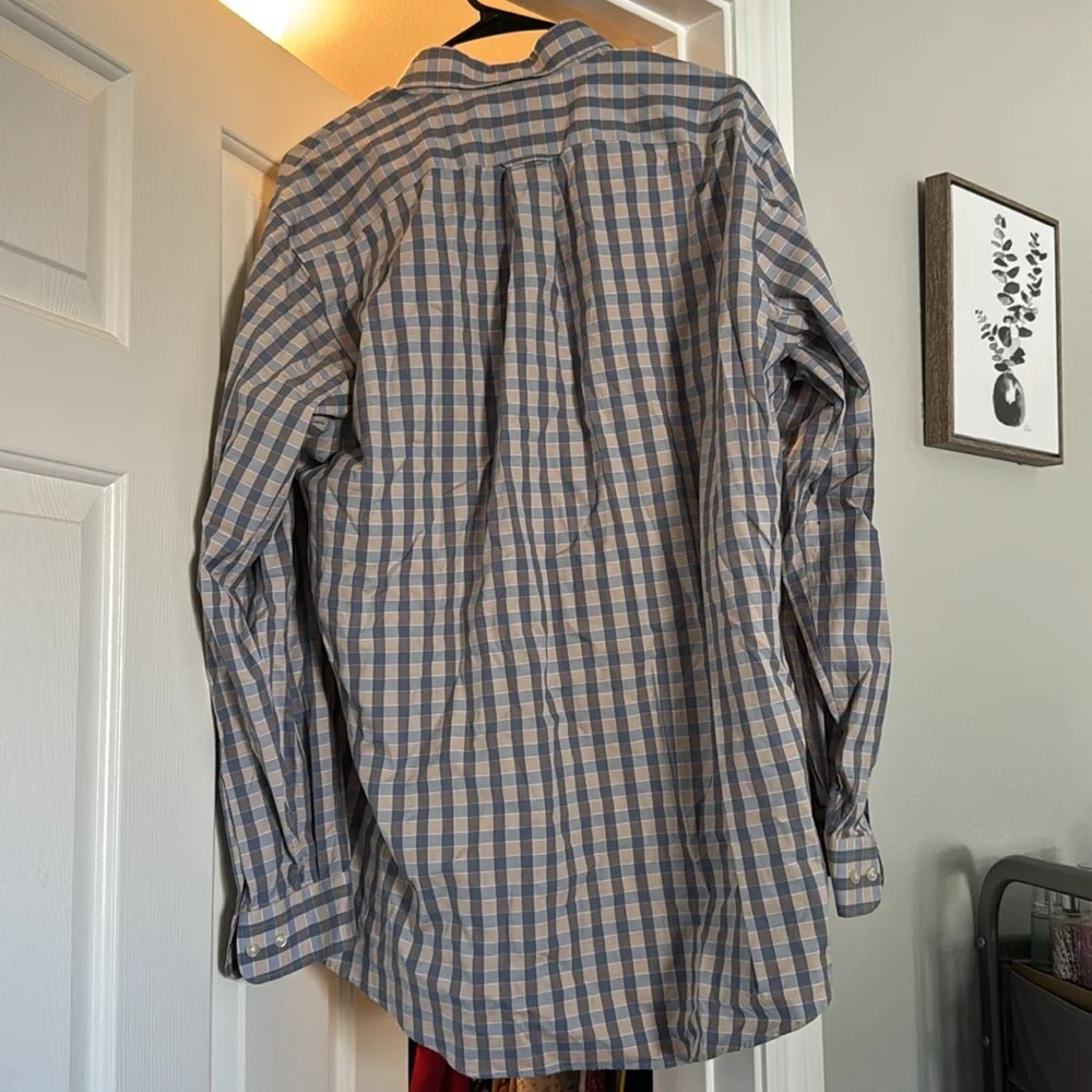 Men’s Button-up - Picture 6 of 6